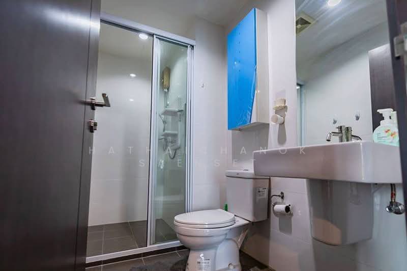 The Base Park West Sukhumvit 77, Bangkok, 11 Soi Sukhumvit 77 Sukhumvit Road, Phra Kanong Nua, Watthana, Bangkok, 2 Bedrooms, 45 sqm, Condo For Rent, by Hathaichanok Saenset, 500364818 - DDproperty.com