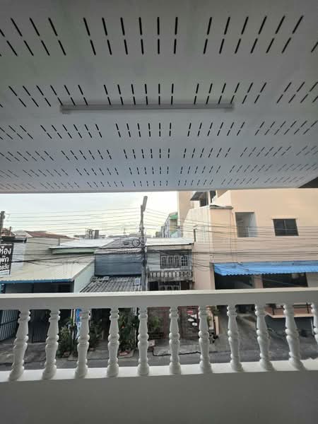 Two-story house for rent in a prime location opposite the Traditional Thai Medicine Hospital,, Songkhla, Kho Hong, Hat Yai, Songkhla, 2 Bedrooms, 80 sqm, Townhouse For Rent, by Rachen Nopsuwan, 500364852 - DDproperty.com