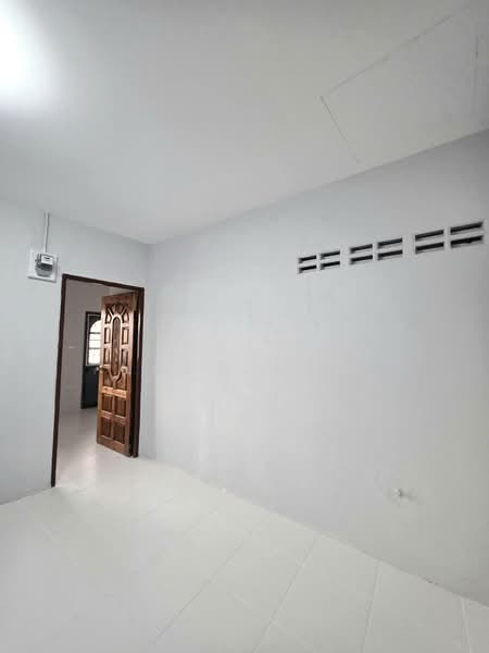 Two-story house for rent in a prime location opposite the Traditional Thai Medicine Hospital,, Songkhla, Kho Hong, Hat Yai, Songkhla, 2 Bedrooms, 80 sqm, Townhouse For Rent, by Rachen Nopsuwan, 500364852 - DDproperty.com