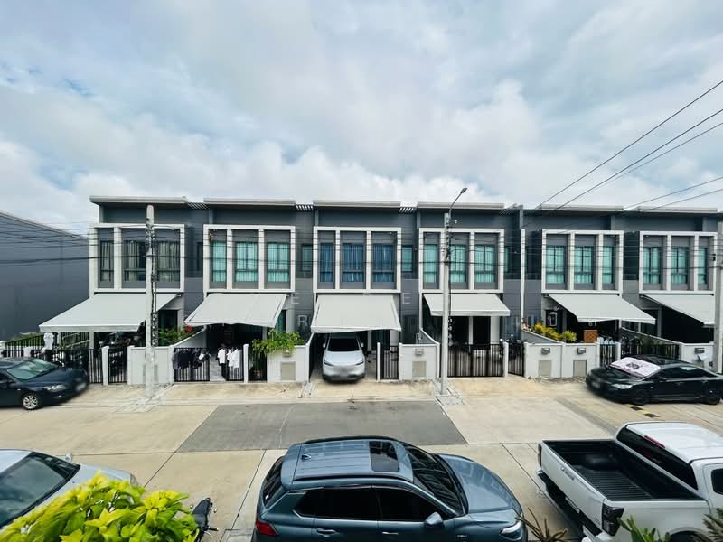 Pleno Suksawat 70, Bangkok, Thung Khru Nai Road, Thung Khru, Bangkok, 3 Bedrooms, 106 sqm, Townhouse For Sale, by The Best Property เปิ้ล, 500364854 - DDproperty.com