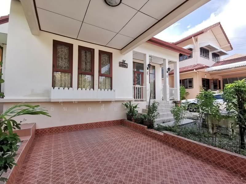 บ้านเดี่ยว 1 ชั้น 53 ตร.ว. ใกล้ BTS สถานีปุณณวิถี ซอยสุขุมวิท101 (ซอยปุณณวิถี31), Bangkok, ถนนสุขุมวิท, Bang Chak, Phra Khanong, Bangkok, 3 Bedrooms, 150 sqm, Single Detached House For Sale, by คุณ วัสสารัตน์ อ่อนเกลี้ยง (ข้าว), 500364861 - DDproperty.com