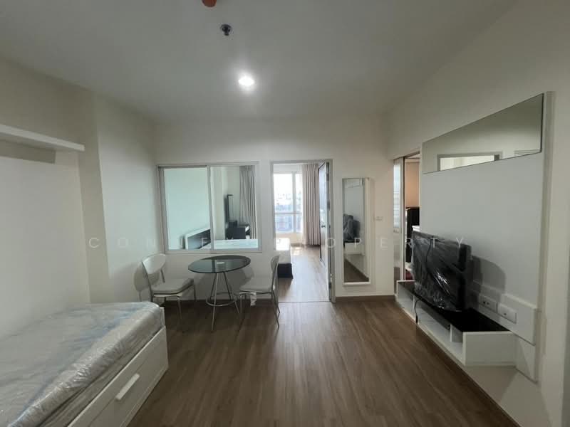 Life @ Ratchada-Huai Khwang, Bangkok, 189 Pracharatbamphen Road, Huai Khwang, Bangkok, 1 Bedroom, 41 sqm, Condo For Rent, by Connex Property, 500364873 - DDproperty.com