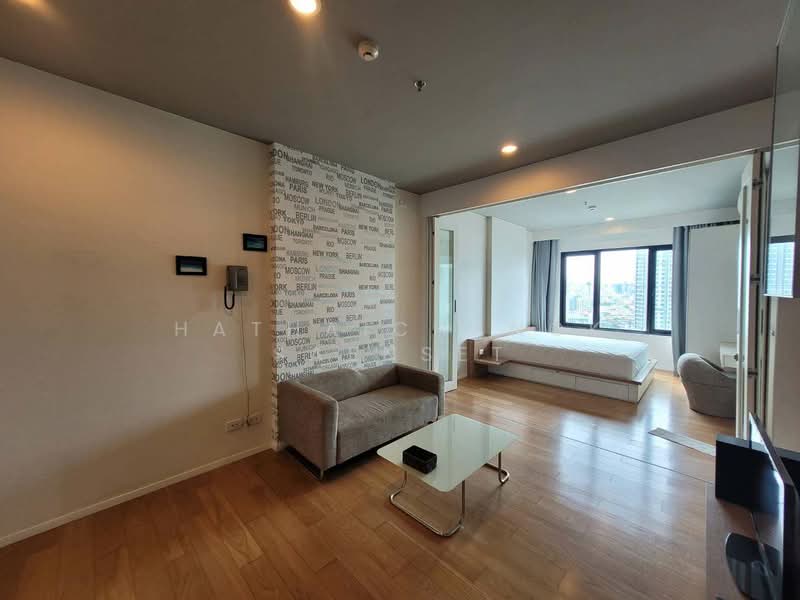 Blocs 77, Bangkok, 291 On Nut Rd, Phra Kanong Nua, Watthana, Bangkok, 1 Bedroom, 40 sqm, Condo For Rent, by Hathaichanok Saenset, 500364902 - DDproperty.com