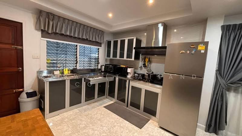 2BR Townhouse for Sale in Patong Phuket Near Beach, Investment Potential, Phuket, Patong, Kathu, Phuket, 2 Bedrooms, 100 sqm, Townhouse For Sale, by Fazwaz (Thailand) Co., Ltd., 500364908 - DDproperty.com