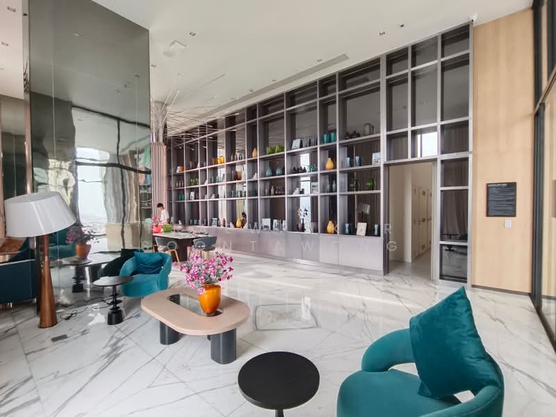 XT Huaikhwang, Bangkok, 244 Ratchadaphisek Road, Huai Khwang, Bangkok, 1 Bedroom, 29 sqm, Condo For Rent, by Praewpakar Soontawong, 500364922 - DDproperty.com
