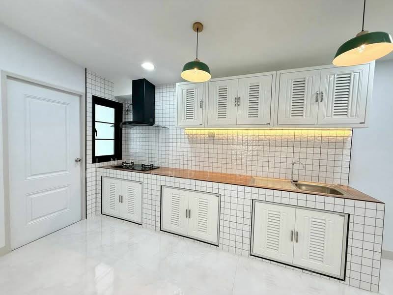 หนองขาม, Chon Buri (Pattaya), Nong - Kham, Si Racha, Chon Buri (Pattaya), 3 Bedrooms, 200 sqm, Single Detached House For Sale, by Infinity EEC (Thailand) Co., Ltd., 500364924 - DDproperty.com