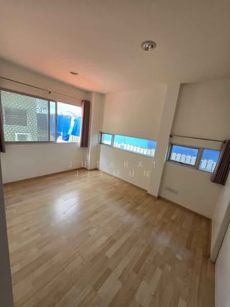 Noble Cube Pattanakarn, Bangkok, Phatthanakan Road, Suan Luang, Bangkok, 3 Bedrooms, 160 sqm, Townhouse For Rent, by Jutarat Jitmun, 500364957 - DDproperty.com