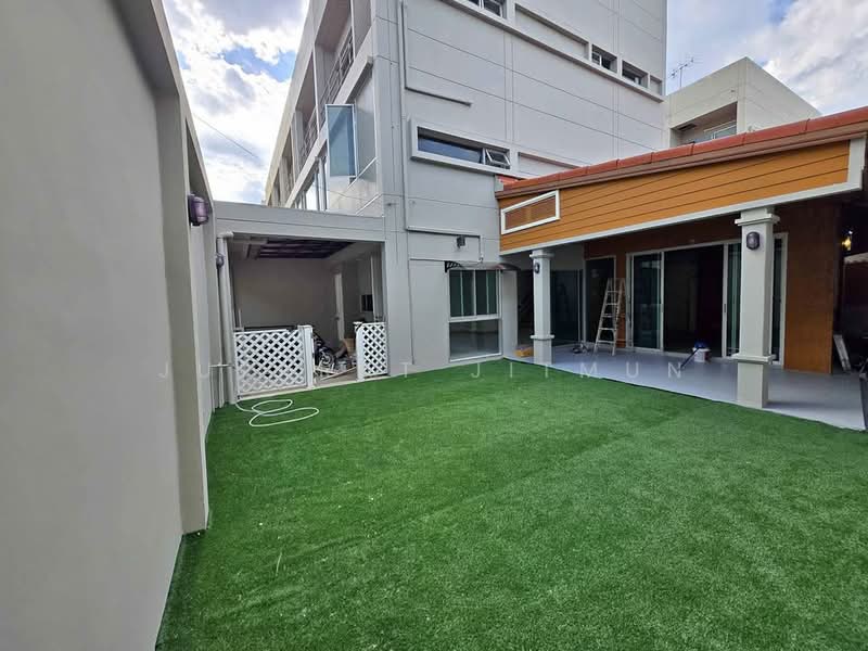 Noble Cube Pattanakarn, Bangkok, Phatthanakan Road, Suan Luang, Bangkok, 3 Bedrooms, 160 sqm, Townhouse For Rent, by Jutarat Jitmun, 500364957 - DDproperty.com