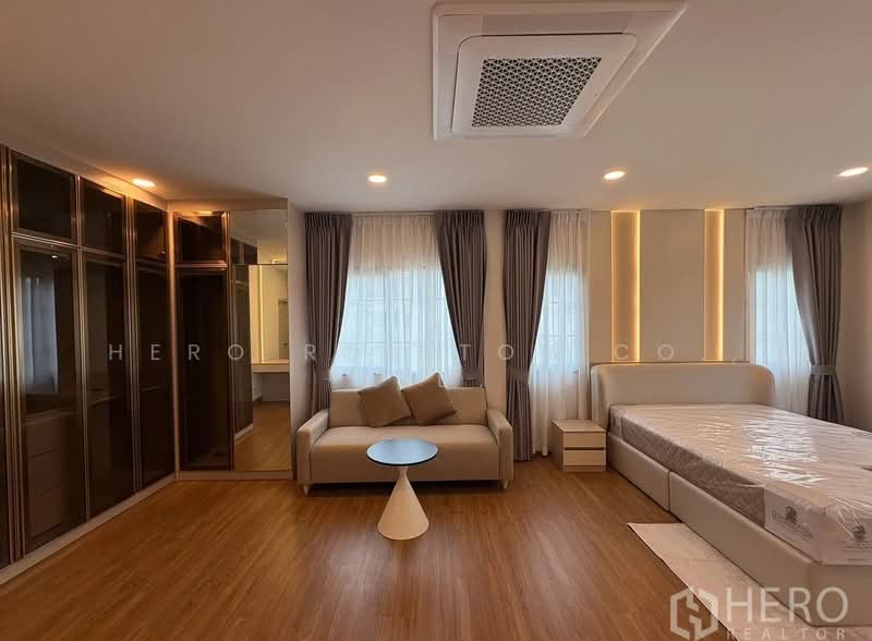 Centro Bangna, Samut Prakan, 111 Soi 3, Bang Kaeo, Bang Plee, Samut Prakan, 4 Bedrooms, 303 sqm, Single Detached House For Rent, by Hero Realtor Co., Ltd., 500364967 - DDproperty.com