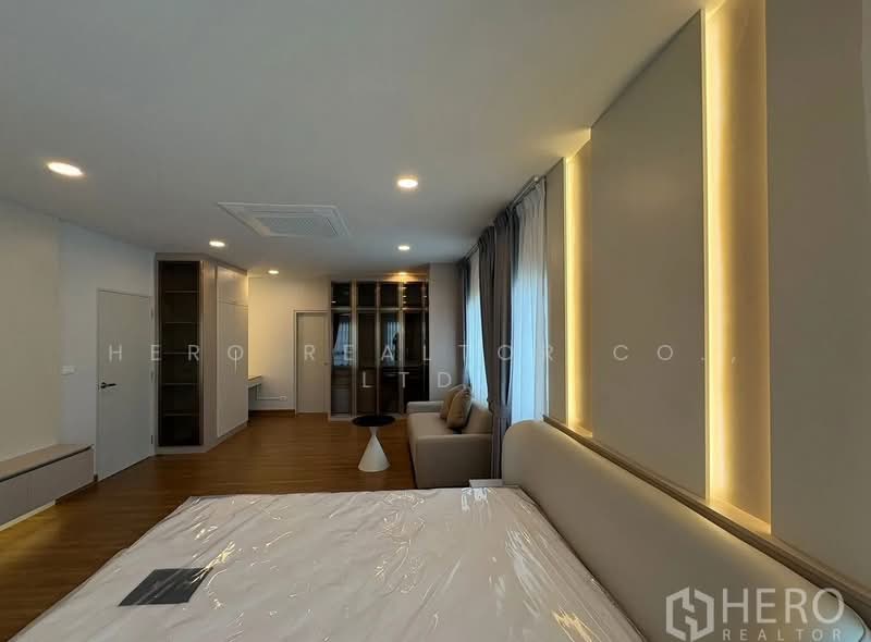 Centro Bangna, Samut Prakan, 111 Soi 3, Bang Kaeo, Bang Plee, Samut Prakan, 4 Bedrooms, 303 sqm, Single Detached House For Rent, by Hero Realtor Co., Ltd., 500364967 - DDproperty.com