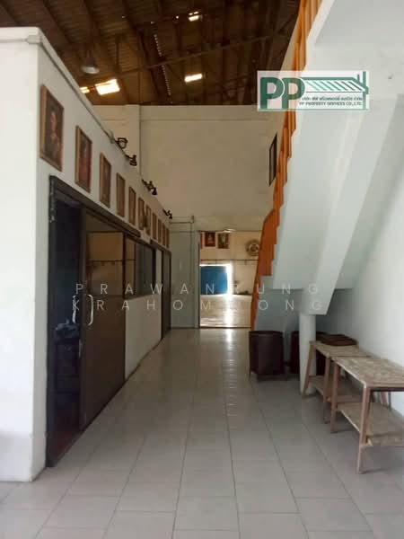 CODE:PP1-W1221-0626 ให้เช่าโกดังคลังสินค้า พื้นที่รวมสำนักงานประมาณ 1,100ตารางเมตร คลองสองต้นนุ่น, Bangkok, Khlong Song Ton Nun, Lat Krabang, Bangkok, , 1,100 sqm, Warehouse/Factory For Rent, by PRAWANRUNG KRAHOMWONG, 500364987 - DDproperty.com