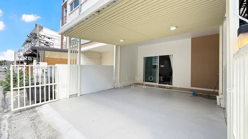 Villette City Pattanakarn 38, Bangkok, Phatthanakan Road, Prawet, Bangkok, 4 Bedrooms, 160 sqm, Townhouse For Rent, by Ponwimol Wipanarapai, 500364990 - DDproperty.com