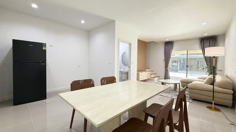 Villette City Pattanakarn 38, Bangkok, Phatthanakan Road, Prawet, Bangkok, 4 Bedrooms, 160 sqm, Townhouse For Rent, by Ponwimol Wipanarapai, 500364990 - DDproperty.com