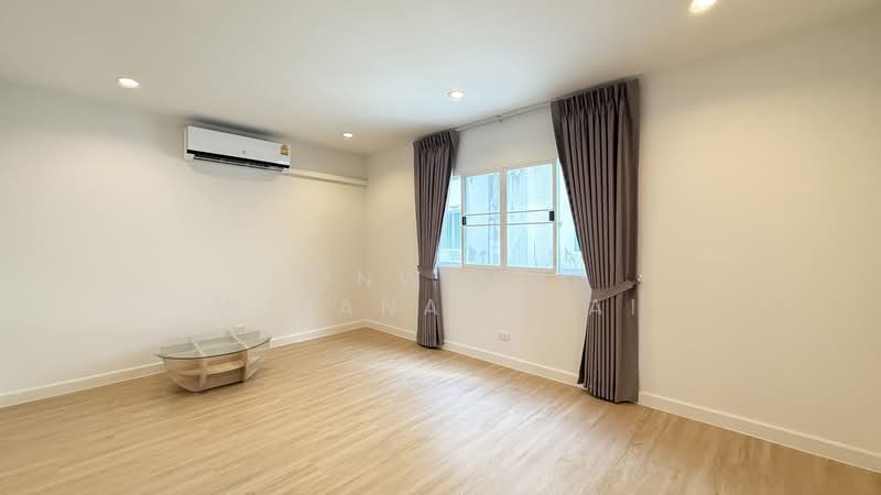 Villette City Pattanakarn 38, Bangkok, Phatthanakan Road, Prawet, Bangkok, 4 Bedrooms, 160 sqm, Townhouse For Rent, by Ponwimol Wipanarapai, 500364990 - DDproperty.com