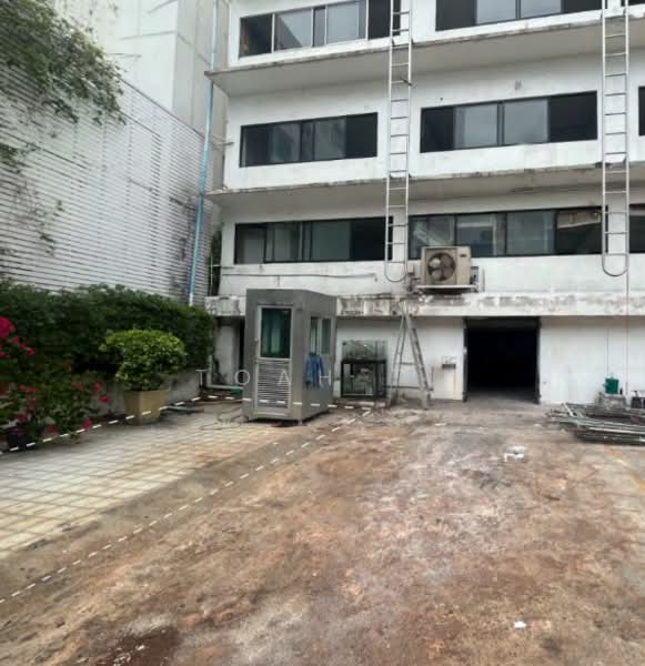 พื้นที่ให้เช่า The Basin พระโขนง สุขุมวิท 71 : Space for rent in The Basin, and Sukhumvit 71, Bangkok, Phra Kanong Nua, Watthana, Bangkok, , 100 sqm, Retail Space For Rent, by TOAH T., 500364991 - DDproperty.com