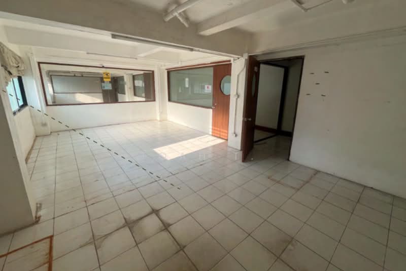 พื้นที่ให้เช่า The Basin พระโขนง สุขุมวิท 71 : Space for rent in The Basin, and Sukhumvit 71, Bangkok, Phra Kanong Nua, Watthana, Bangkok, , 100 sqm, Retail Space For Rent, by TOAH T., 500364991 - DDproperty.com