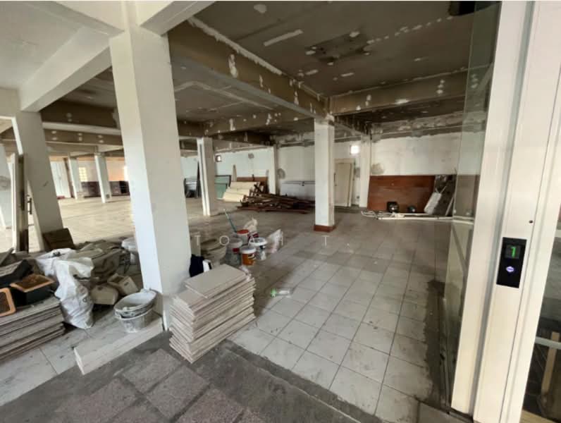 พื้นที่ให้เช่า The Basin พระโขนง สุขุมวิท 71 : Space for rent in The Basin, and Sukhumvit 71, Bangkok, Phra Kanong Nua, Watthana, Bangkok, , 100 sqm, Retail Space For Rent, by TOAH T., 500364991 - DDproperty.com