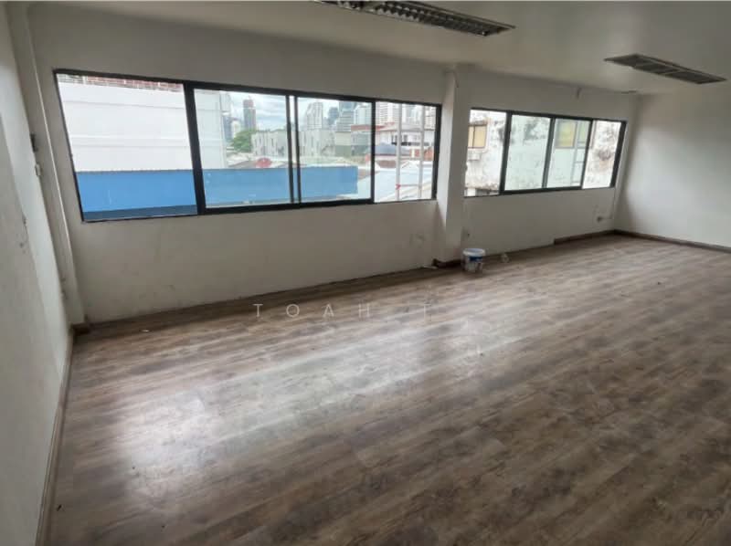 พื้นที่ให้เช่า The Basin พระโขนง สุขุมวิท 71 : Space for rent in The Basin, and Sukhumvit 71, Bangkok, Phra Kanong Nua, Watthana, Bangkok, , 100 sqm, Retail Space For Rent, by TOAH T., 500364991 - DDproperty.com