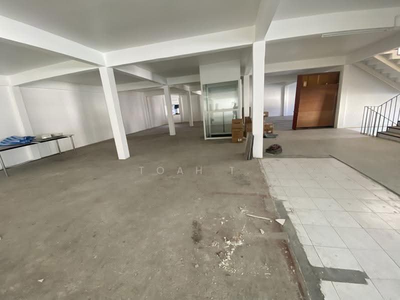 พื้นที่ให้เช่า The Basin พระโขนง สุขุมวิท 71 : Space for rent in The Basin, and Sukhumvit 71, Bangkok, Phra Kanong Nua, Watthana, Bangkok, , 100 sqm, Retail Space For Rent, by TOAH T., 500364991 - DDproperty.com