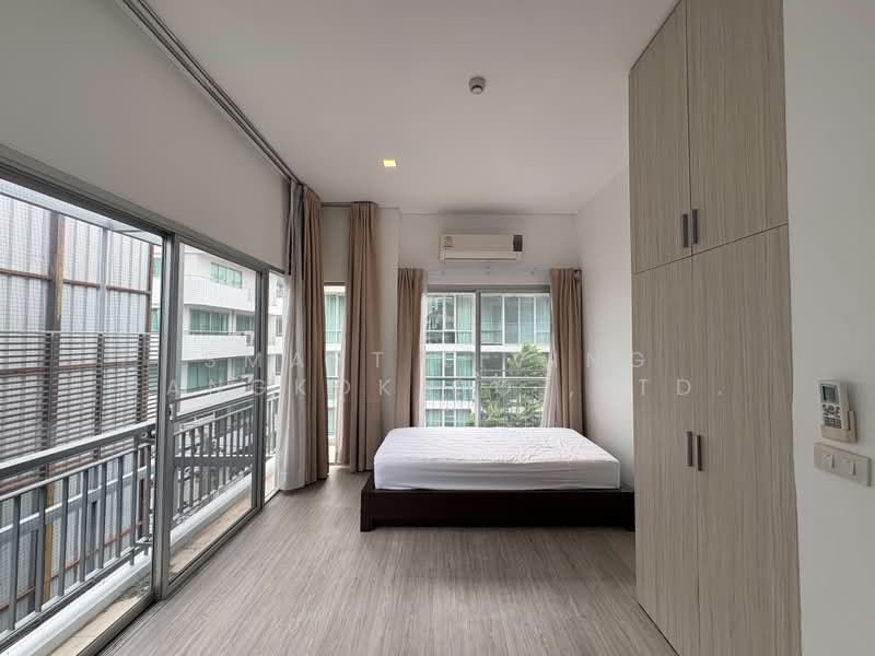 Baan Kwanta, Bangkok, 87 Sukhumvit Road, Khlong Tan Nua, Watthana, Bangkok, 3 Bedrooms, 347 sqm, Condo For Rent, by Smart Living Bangkok Co.,Ltd., 500365014 - DDproperty.com