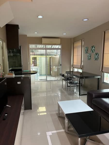 Baan Klang Krung The Royal Vienna Ratchavipa - Ratchadaphisek, Bangkok, Chatuchak, Bangkok, 3 Bedrooms, 180 sqm, Townhouse For Rent, by ปรินทร์ญาดา ชิณโชติ, 500365022 - DDproperty.com