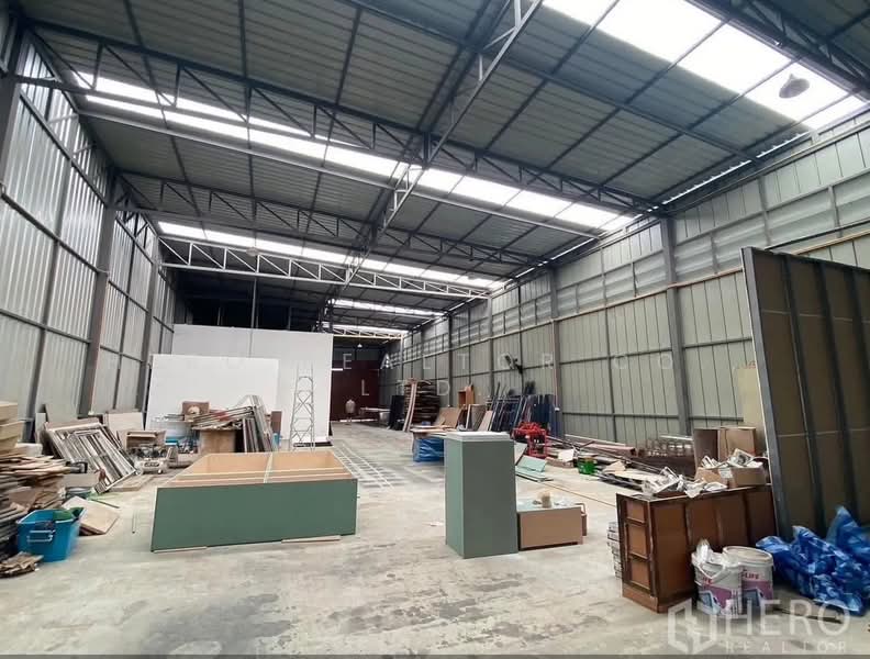 For rent Warehouse in Lat Krabang Near Suvarnabhumi Airport, Samut Prakan HRE00769, Samut Prakan, Rachathewa, Bang Plee, Samut Prakan, , 585 sqm, Warehouse/Factory For Rent, by Hero Realtor Co., Ltd., 500365024 - DDproperty.com
