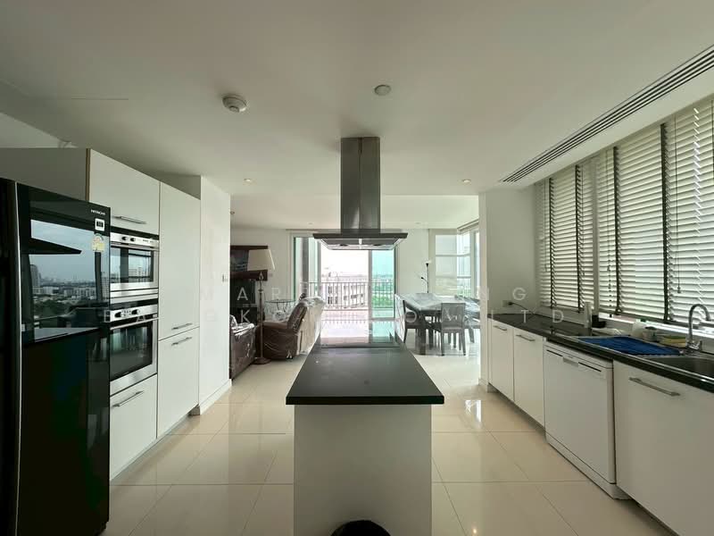 Fullerton Sukhumvit, Bangkok, Sukhumvit Road, Khlong Tan Nua, Watthana, Bangkok, 3 Bedrooms, 170 sqm, Condo For Rent, by Smart Living Bangkok Co.,Ltd., 500365067 - DDproperty.com