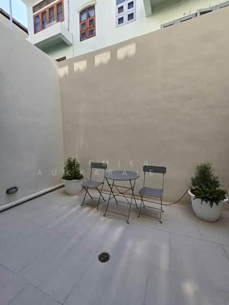 4-BR Townhouse, Bangkok, Saphan Song, Wang Thonglang, Bangkok, 4 Bedrooms, 112 sqm, Townhouse For Sale, by Pemika Aukkaraleekul, 500365069 - DDproperty.com