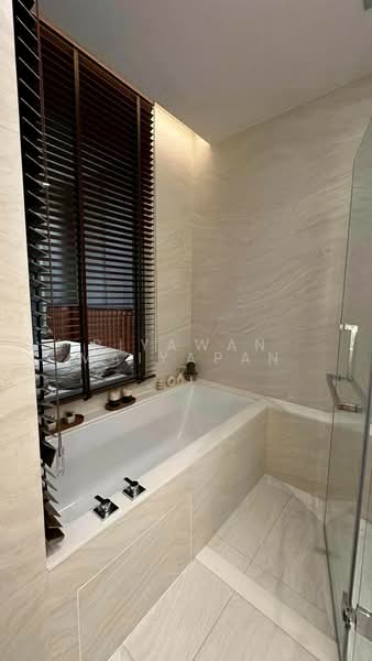 The Strand Thonglor, Bangkok, 36 Soi Sukhumvit 55, Khlong Tan Nua, Watthana, Bangkok, 1 Bedroom, 54 sqm, Condo For Sale, by Piyawan Maiyapan, 500365083 - DDproperty.com