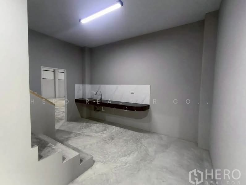 For rent Warehouse 408 sqm in Bang Yai, Nonthaburi HRE00771, Nonthaburi, Bang Yai, Nonthaburi, , 408 sqm, Warehouse/Factory For Rent, by Hero Realtor Co., Ltd., 500365098 - DDproperty.com