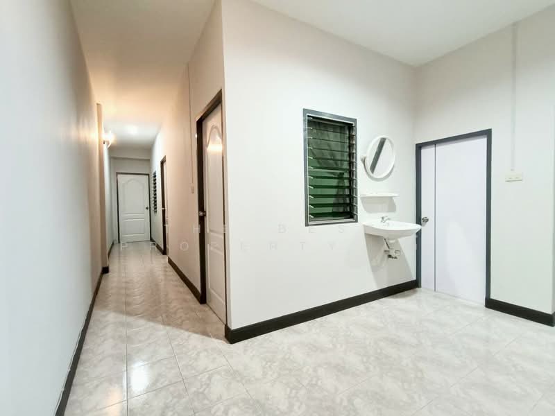 ทาวน์เฮ้าส์ดอนตะโก ราชบุรี, Ratchaburi, Don Tako, Muang Ratchaburi, Ratchaburi, 4 Bedrooms, 100 sqm, Townhouse For Sale, by The Best Property โอ๋, 500365111 - DDproperty.com