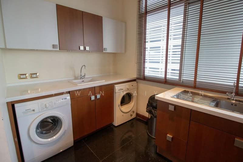 Le Raffine Jambunuda Sukhumvit 31, Bangkok, Sukhumvit 31, Khlongtoei Nua, Watthana, Bangkok, 3 Bedrooms, 400 sqm, Condo For Rent, by Piyawan Maiyapan, 500365133 - DDproperty.com
