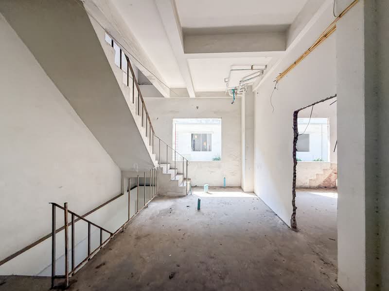 Commercial building in Pattaya, 200 meters from the beach, Chon Buri (Pattaya), Bang Lamung, Bang Lamung (Pattaya), Chon Buri (Pattaya), , 640 sqm, Shophouse For Sale, by มนัส กุลพันธ์ไพจิตร, 500365218 - DDproperty.com