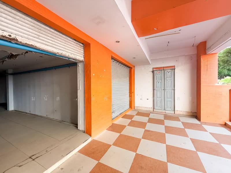 Commercial building in Pattaya, 200 meters from the beach, Chon Buri (Pattaya), Bang Lamung, Bang Lamung (Pattaya), Chon Buri (Pattaya), , 640 sqm, Shophouse For Sale, by มนัส กุลพันธ์ไพจิตร, 500365218 - DDproperty.com