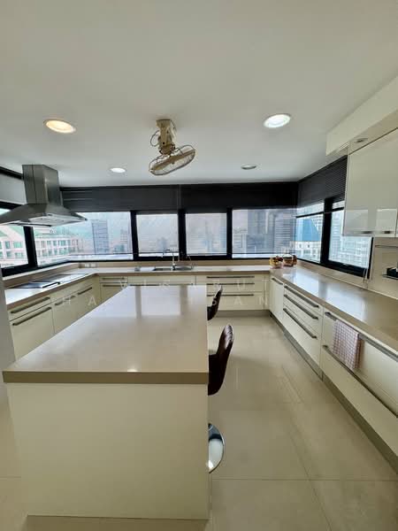 Sathorn Gardens, Bangkok, 39 South Sathorn Road, Thung Maha Mek, Sathon, Bangkok, 5 Bedrooms, 440 sqm, Condo For Sale, by Visarut Hampaisanpipat, 500365252 - DDproperty.com