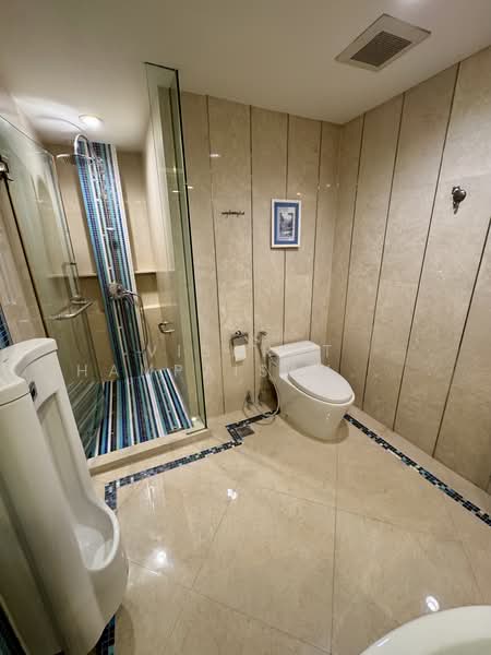 Sathorn Gardens, Bangkok, 39 South Sathorn Road, Thung Maha Mek, Sathon, Bangkok, 5 Bedrooms, 440 sqm, Condo For Sale, by Visarut Hampaisanpipat, 500365252 - DDproperty.com
