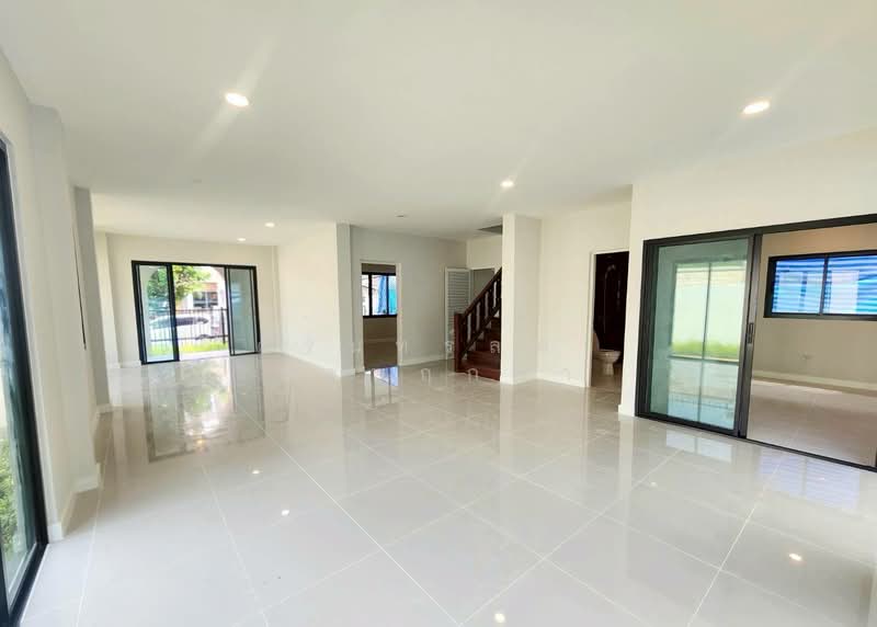 Laddarom Pinklao-Kanchanapisek, Nonthaburi, Kanchanaphisek Road, Bang Muang, Bang Yai, Nonthaburi, 4 Bedrooms, 234 sqm, Single Detached House For Sale, by ศรินทร์ลดา ชลพฤกษา, 500365256 - DDproperty.com