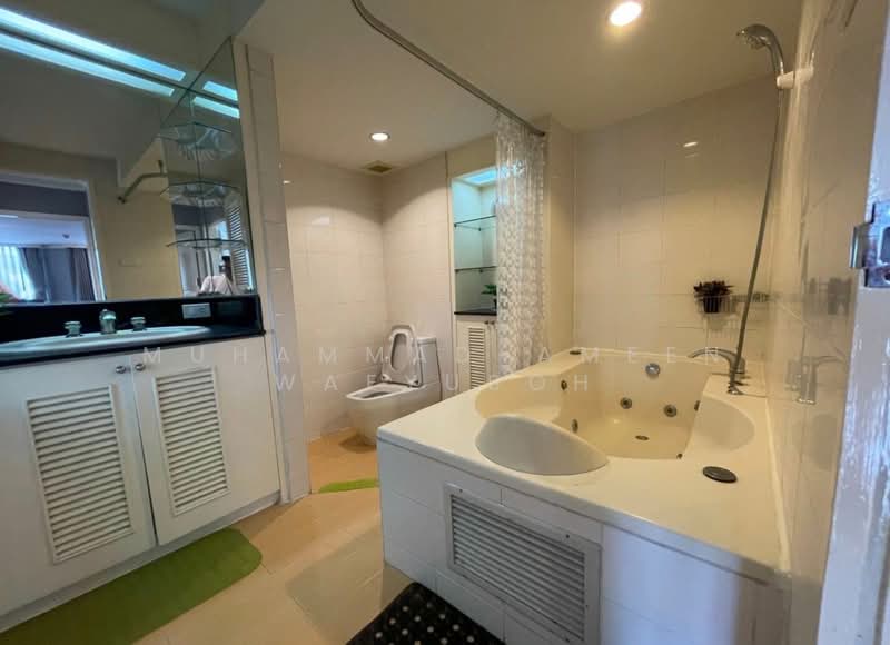 Supalai Place Sukhumvit 39, Bangkok, 175-179 Soi Sukhumvit 39 Sukhumvit Road, Khlong Tan Nua, Watthana, Bangkok, 2 Bedrooms, 142 sqm, Condo For Sale, by Muhammad-ameen Waeyusoh, 500365261 - DDproperty.com