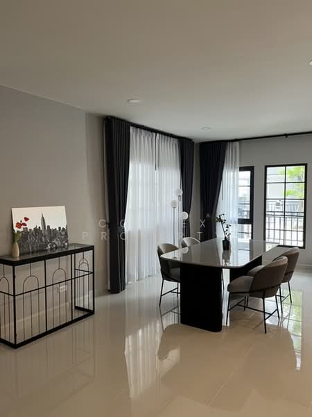 Centro Bangna, Samut Prakan, 111 Soi 3, Bang Kaeo, Bang Plee, Samut Prakan, 4 Bedrooms, 280 sqm, Single Detached House For Rent, by Connex Property, 500365270 - DDproperty.com