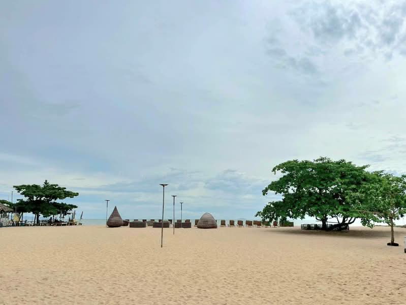 Grand Florida Beachfront, Chon Buri (Pattaya), Soi NaJomtien 14, Na Chom Thian, Sattahip, Chon Buri (Pattaya), 1 Bedroom, 24 sqm, Condo For Sale, by กรกฤตย์ บุญสระ, 500365330 - DDproperty.com