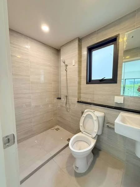 4-BR House, Bangkok, Praborommaharatchawang, Phra Nakhon, Bangkok, 4 Bedrooms, 185 sqm, Single Detached House For Sale, by Pemika Aukkaraleekul, 500365388 - DDproperty.com