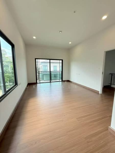 4-BR House, Bangkok, Praborommaharatchawang, Phra Nakhon, Bangkok, 4 Bedrooms, 185 sqm, Single Detached House For Sale, by Pemika Aukkaraleekul, 500365388 - DDproperty.com