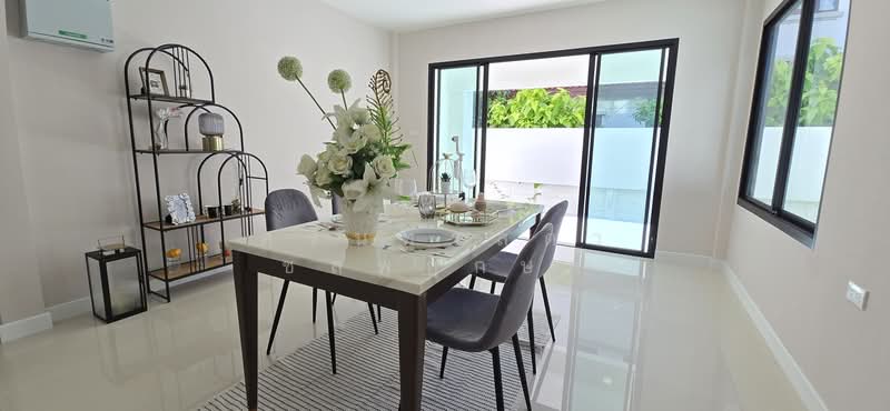 Ladawan Pinklao-Borommaratchachonnani, Bangkok, Borommaratchachonnani Road, Sala Thammasop, Thawi Watthana, Bangkok, 4 Bedrooms, 348 sqm, Single Detached House For Sale, by ศรินทร์ลดา ชลพฤกษา, 500365406 - DDproperty.com