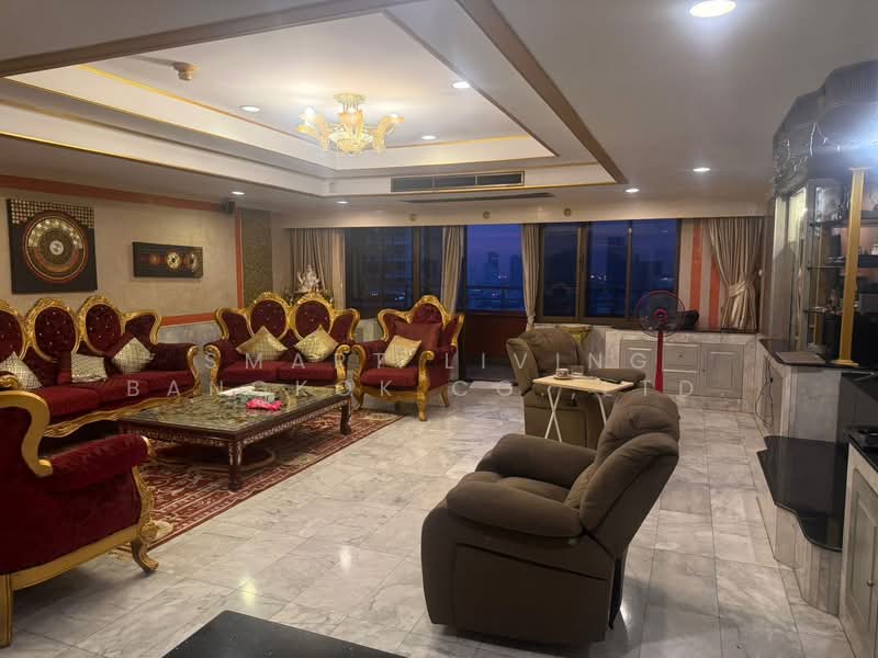 Oriental Towers, Bangkok, 25 Soi Ekkamai 12, Ekkamai Road, Khlong Tan Nua, Watthana, Bangkok, 4 Bedrooms, 350 sqm, Condo For Rent, by Smart Living Bangkok Co.,Ltd., 500365493 - DDproperty.com