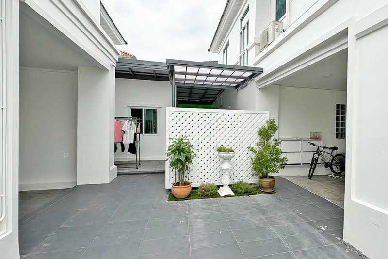 Perfect Masterpiece Sukhumvit 77, Samut Prakan, Soi Mu Ban Perfect Place Sukhumvit 77, Rachathewa, Bang Plee, Samut Prakan, 5 Bedrooms, 100 sqm, Single Detached House For Sale, by The Best Property เจี๊ยบ, 500365526 - DDproperty.com