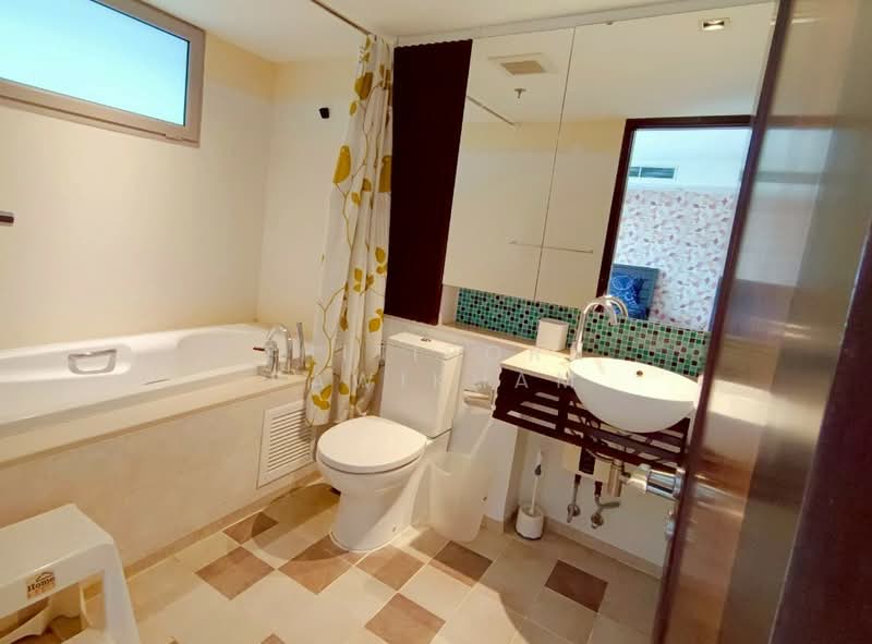Sea Saran Condominium, Chon Buri (Pattaya), 190 Moo 2 Bangsaray, Bang Sa-re, Sattahip, Chon Buri (Pattaya), 1 Bedroom, 79 sqm, Condo For Sale, by Thitiporn Pawikham, 500365542 - DDproperty.com