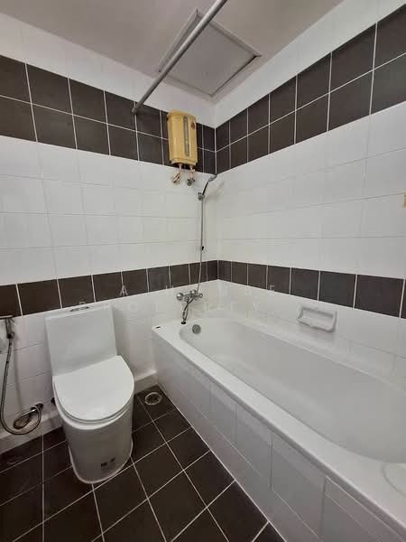 Sriracha Bay View, Chon Buri (Pattaya), Jermjomphon Road, Si Racha, Chon Buri (Pattaya), Studio, 35 sqm, Condo For Sale, by A House Property Co.,Ltd., 500365573 - DDproperty.com