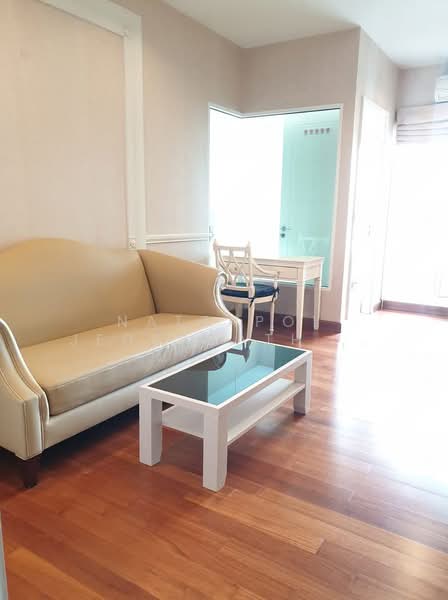 Ivy Sathorn 10 : ไอวี่ สาทร 10, กรุงเทพ, 88 ซอยสาทร 12 ถนนสาทร, สีลม, บางรัก, กรุงเทพ, 40 ตร.ม., คอนโด ให้เช่า, โดย Nattapol Jedsadathitikul, 500365578 - DDproperty.com