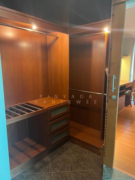 Ruamjai Heights, Bangkok, Sukhumvit, Khlongtoei Nua, Watthana, Bangkok, 2 Bedrooms, 122 sqm, Condo For Rent, by Pinyada Hantewee, 500365628 - DDproperty.com