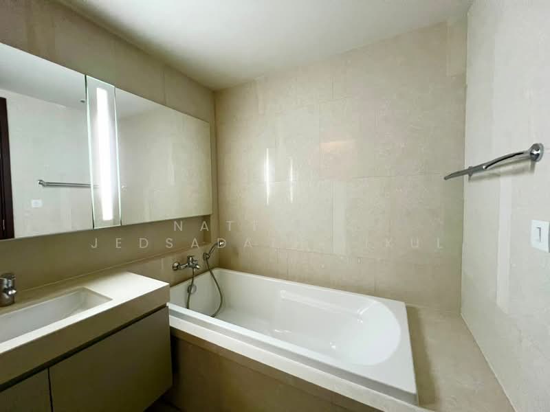 Quattro by Sansiri, Bangkok, 134 Thong Lo 4 Alley, Khlong Tan Nua, Watthana, Bangkok, 2 Bedrooms, 88 sqm, Condo For Rent, by Nattapol Jedsadathitikul, 500365641 - DDproperty.com